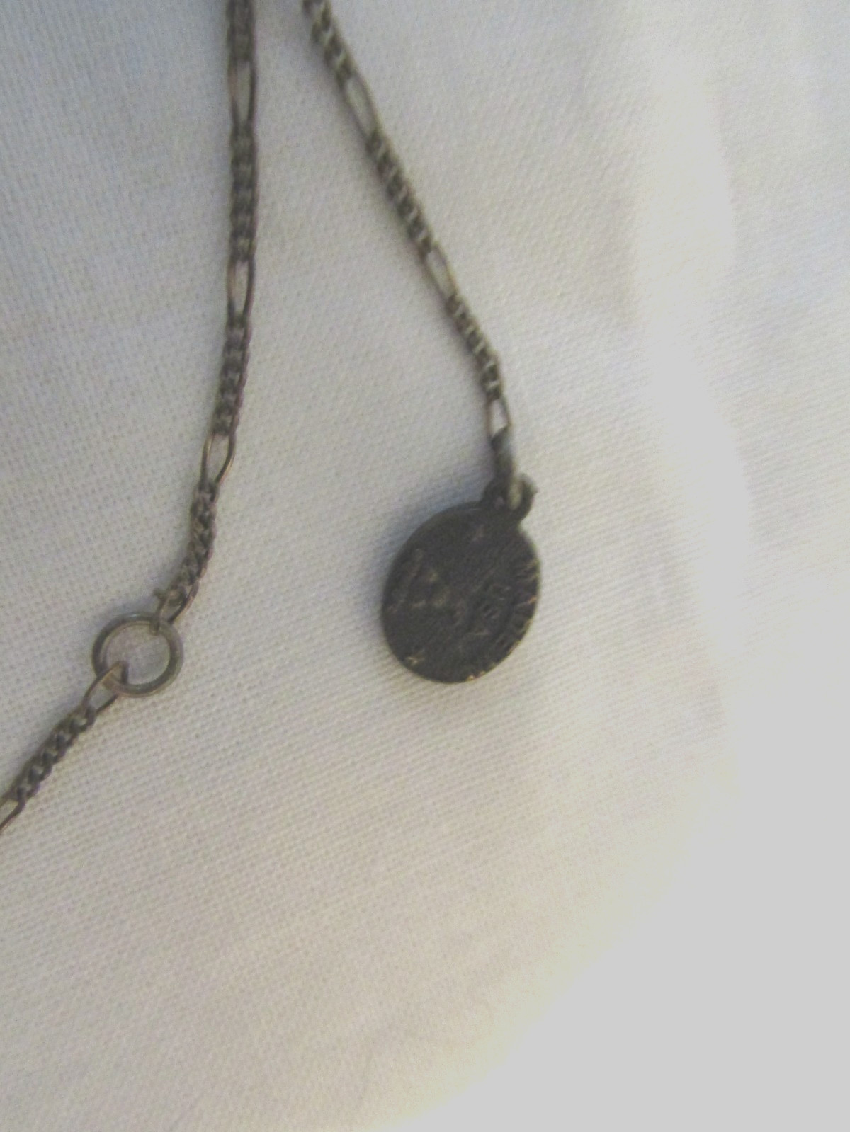 ANNE KOPLIK DESIGNS 18″ GOLD TONE CHAIN CHARM NECKLACE HEARTS CRYSTALS BEADS ETC