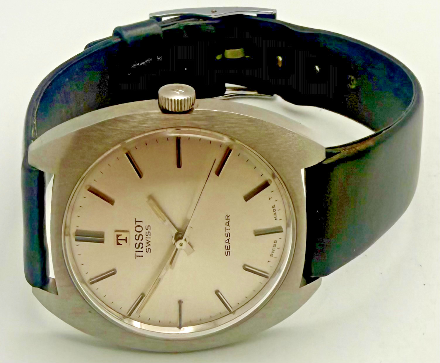 Vintage 1970s Tissot Seastar Swiss Hand Wind Men’s Watch OG Crown Strap & Buckle