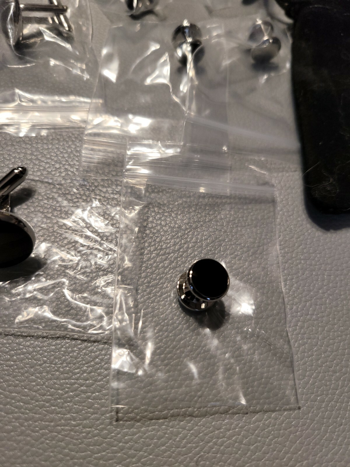 8 Rovtop Cufflinks and Studs Set for Tuxedo Shirts Business Wedding