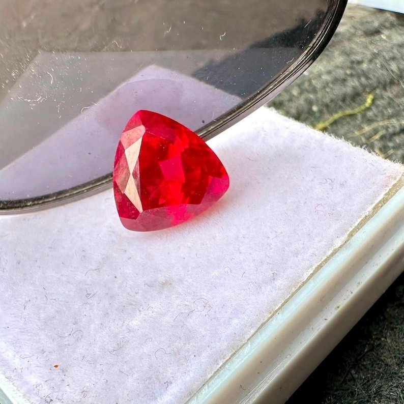 9.08 Ct Certified Natural Red Ruby Trillion Cut Loose Jewelry Gemstone AAA