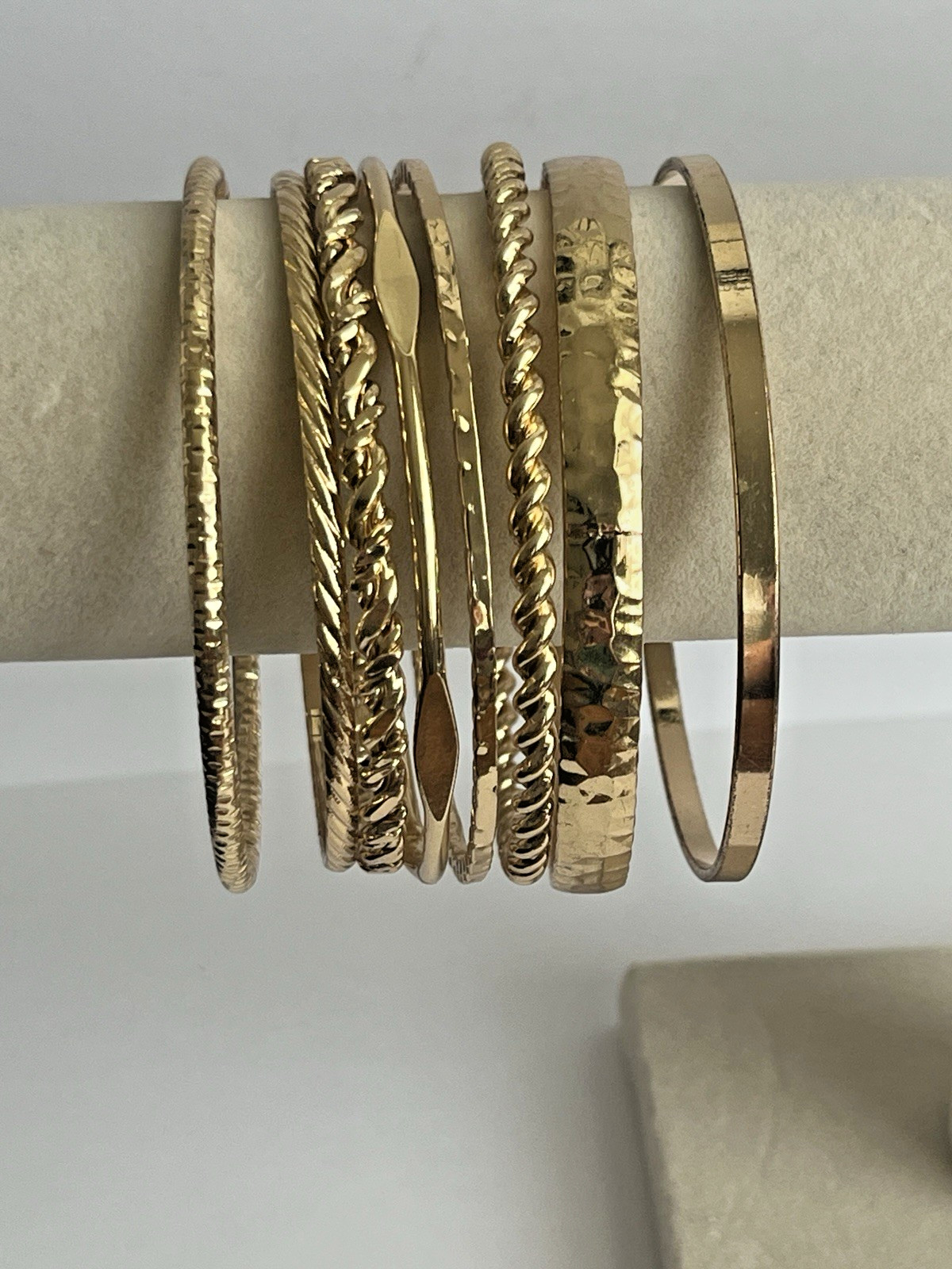 Bright Gold Tone Bangle Bracelet Set 8 Stackable Mixed Texture 8-8.25in