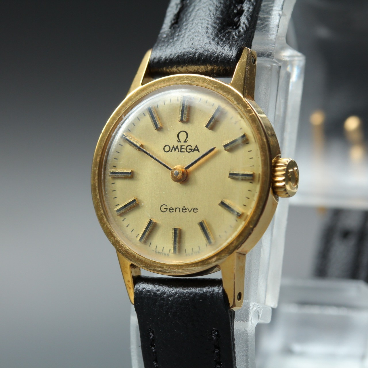 1975 Near MINT OMEGA Geneve Cal.625 Gold Dial 21mm Manual Vintage Women’s Watch
