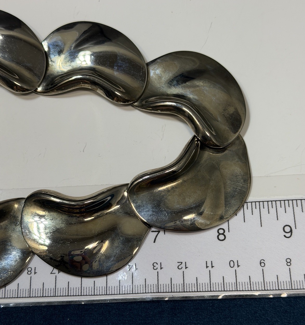 Vintage Modernist Statement Necklace Silver Tone Mirror Finish Chunky Collar