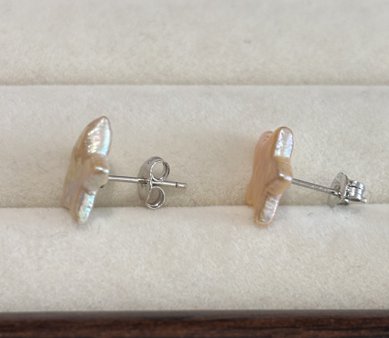 Natural Star Shaped Baroque Pearl Studs Earrings | Soft Peach Iridescence |