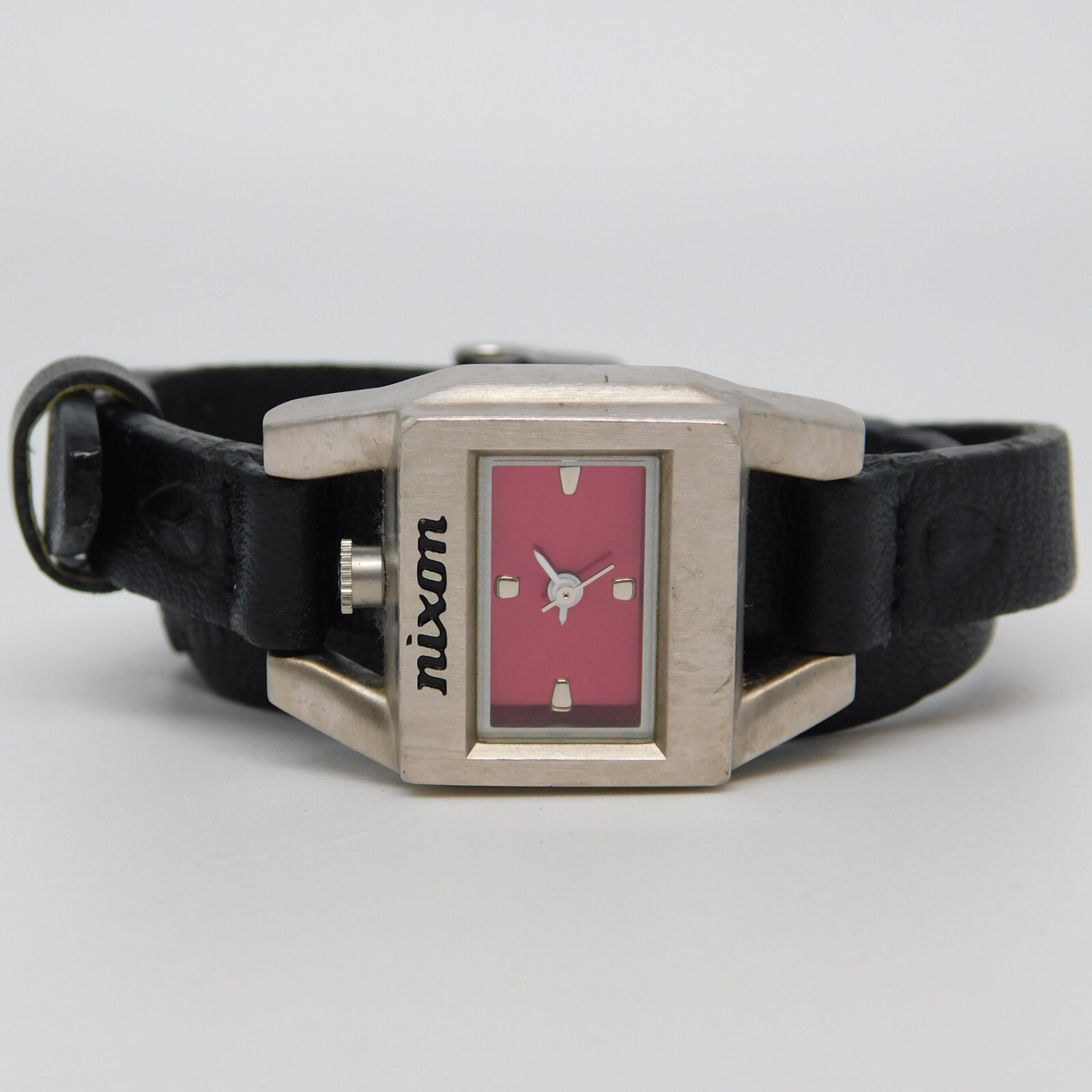 nixon “DOUBLE TROUBLE” “THE DOUBLE WRAP VIXON” Quartz Women’s Watch New Battery