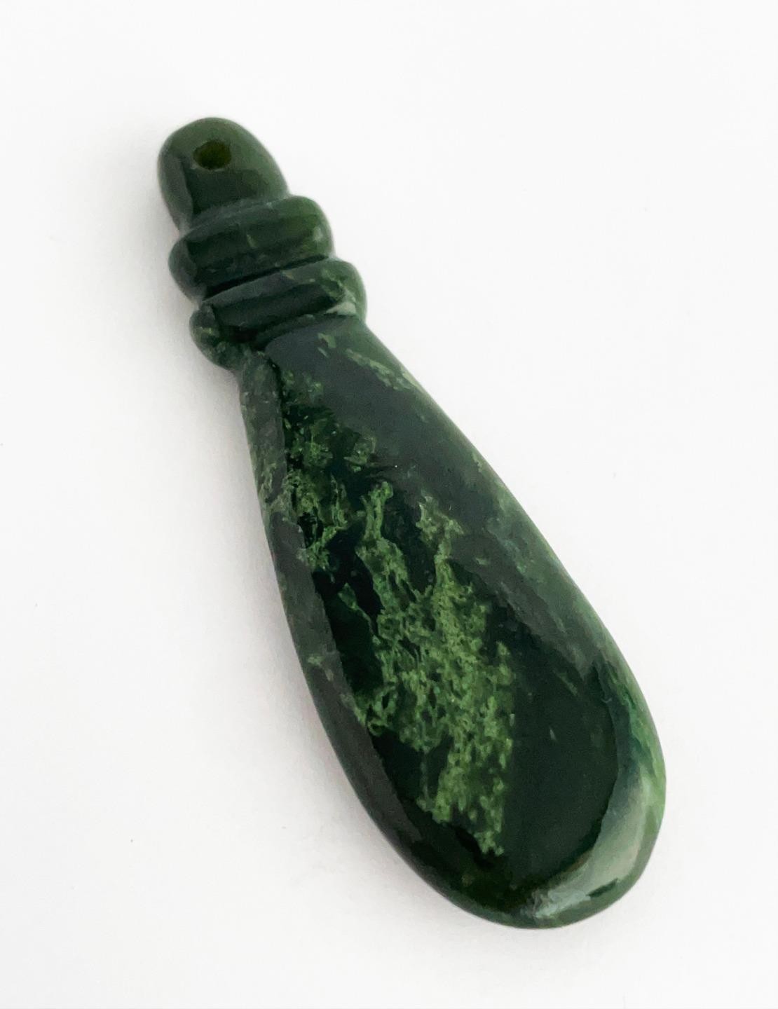 VINTAGE MAORI POUNAMU MERE PENDANT NEW ZEALAND GREENSTONE JADE CARVED