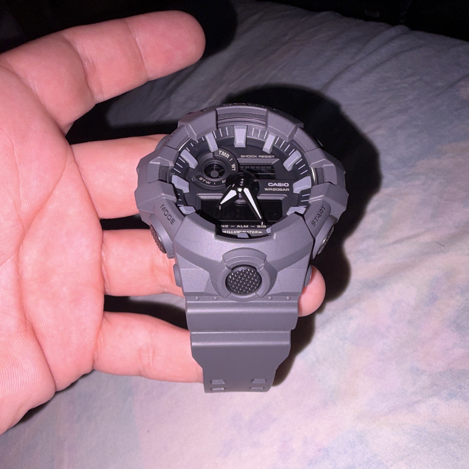 Casio G-SHOCK GA-700UC Analog/Digital Quartz Shock Resistant 200m Gray Resin