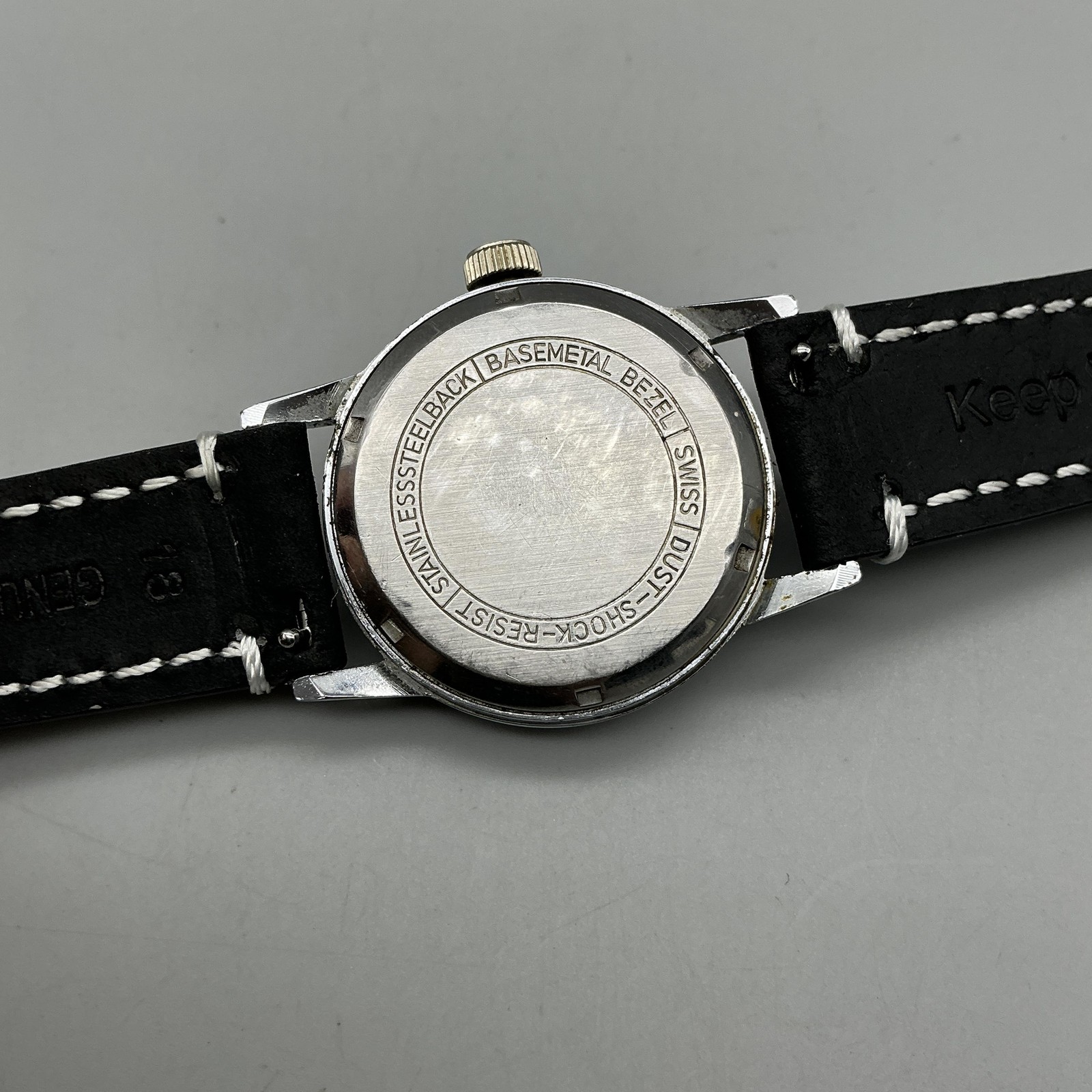 Vintage Disney Mickey Mouse Mens Watch 33mm Silver Tone Manual Black Leather