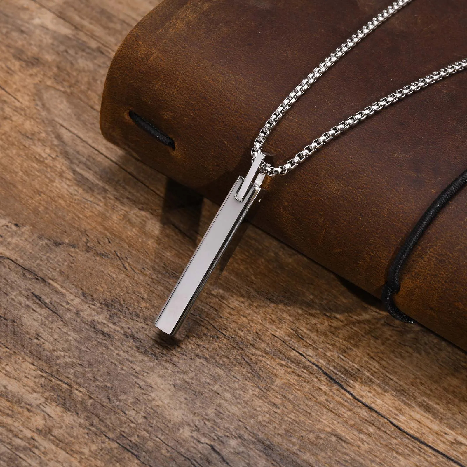 Men’s 3D Vertical Bar Necklace Stainless Steel Geometric Pendant with Box Chain