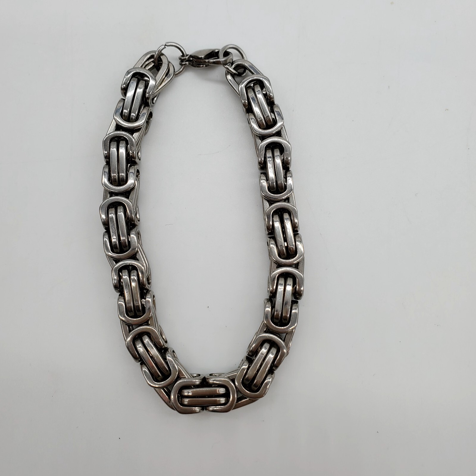 Stainless Steel Men’s/Women’s Unisex Bracelet Round w/ Lobster Closure 8.25″
