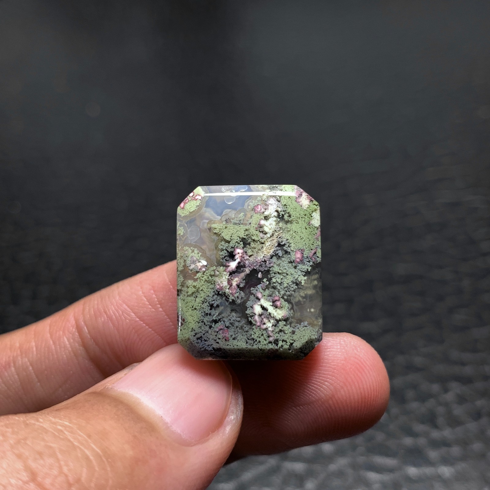 Moss Agate Cabochon 20x16x4.5mm High Quality 15 ct
