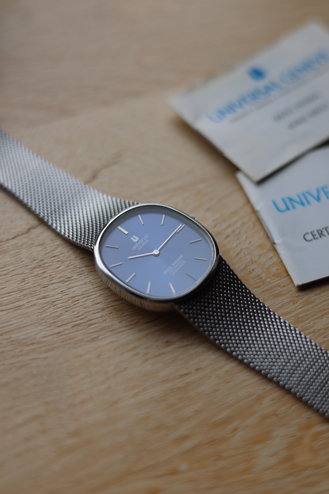 universal geneve white shadow ultra thin blue dial NOS