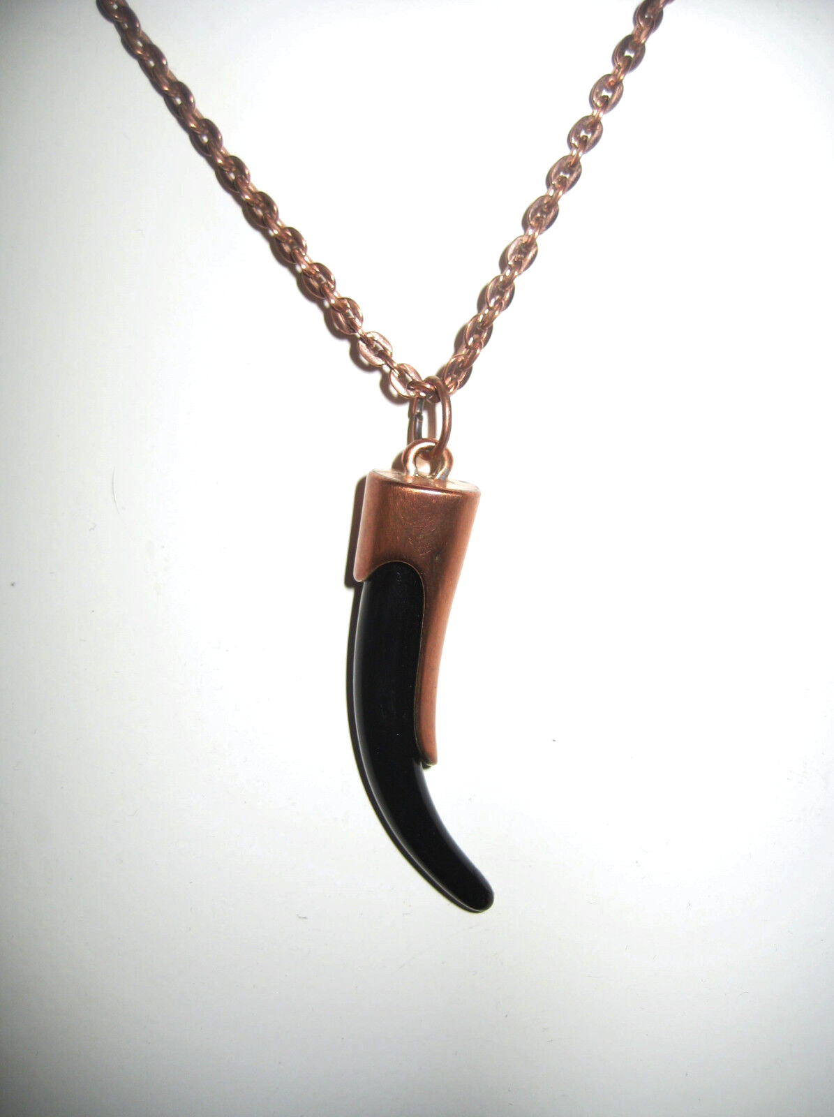 Necklace Resin Claw Pendant Matching Earrings Handcrafted 18 Inch Copper Alloy