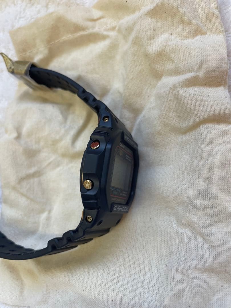 CASIO G-SHOCK DW-5040PG-1JR 40 models Safe packing!