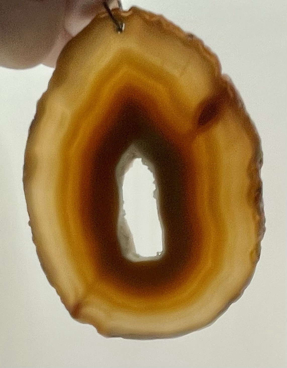 Vtg Agate Geode Slice Pendant Necklace Metal Ring Natural crystlline edge