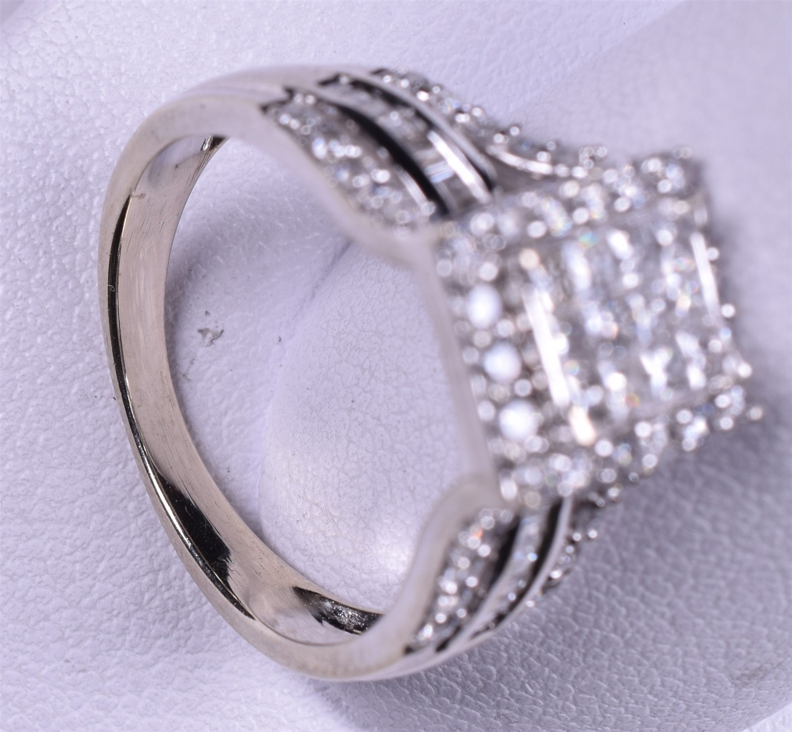 10K Diamond Illusion Ring Size 6.5 Approximately 1CT T.W. Princess Round Halo