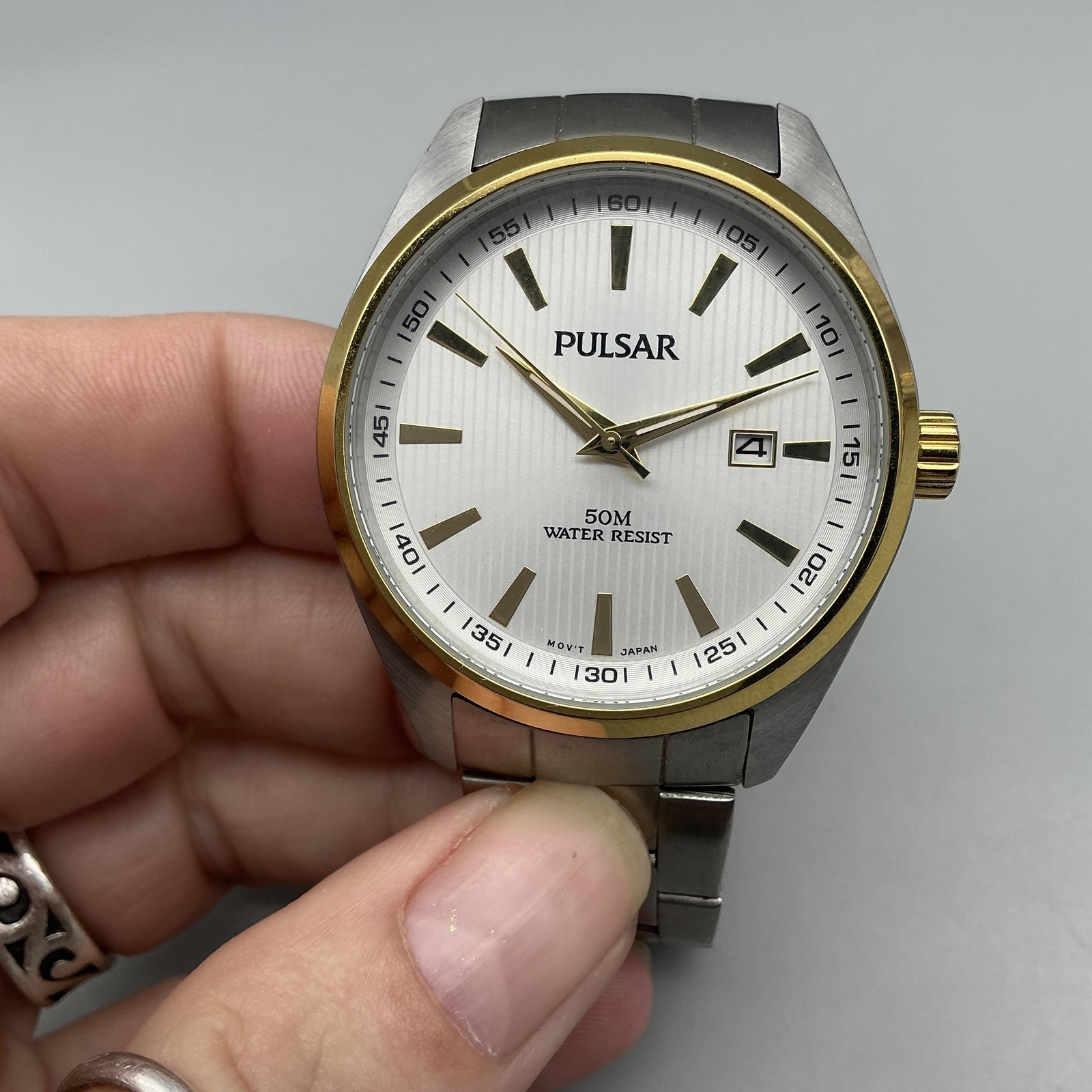 Pulsar PC32-X053 Mens Watch 40mm Two Tone Stainless Date 50M New Battery 7.5″