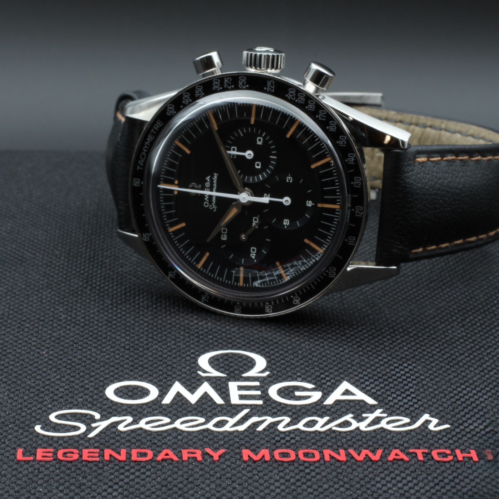 2025 Omega Speedmaster First Omega in Space FOIS 310.32.40.50.06.001 🌙