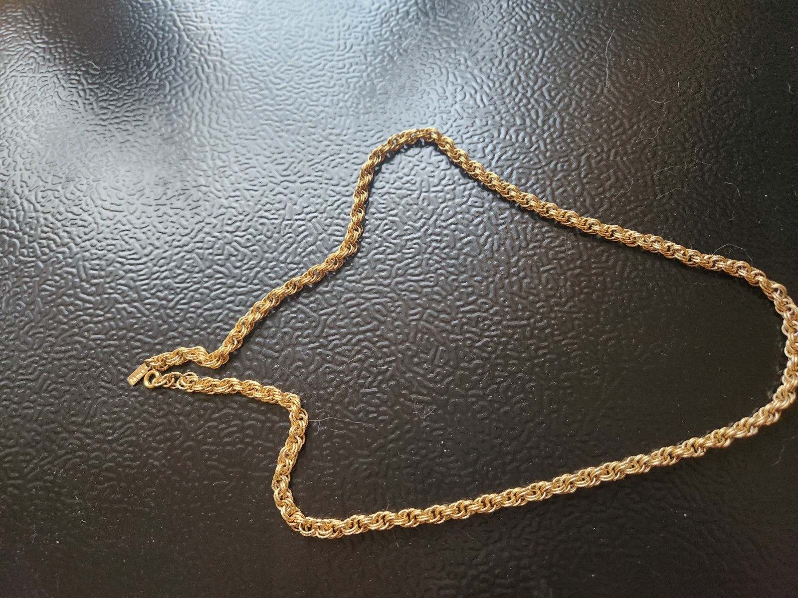 monet necklace vintage approx 24 inch, gold plated