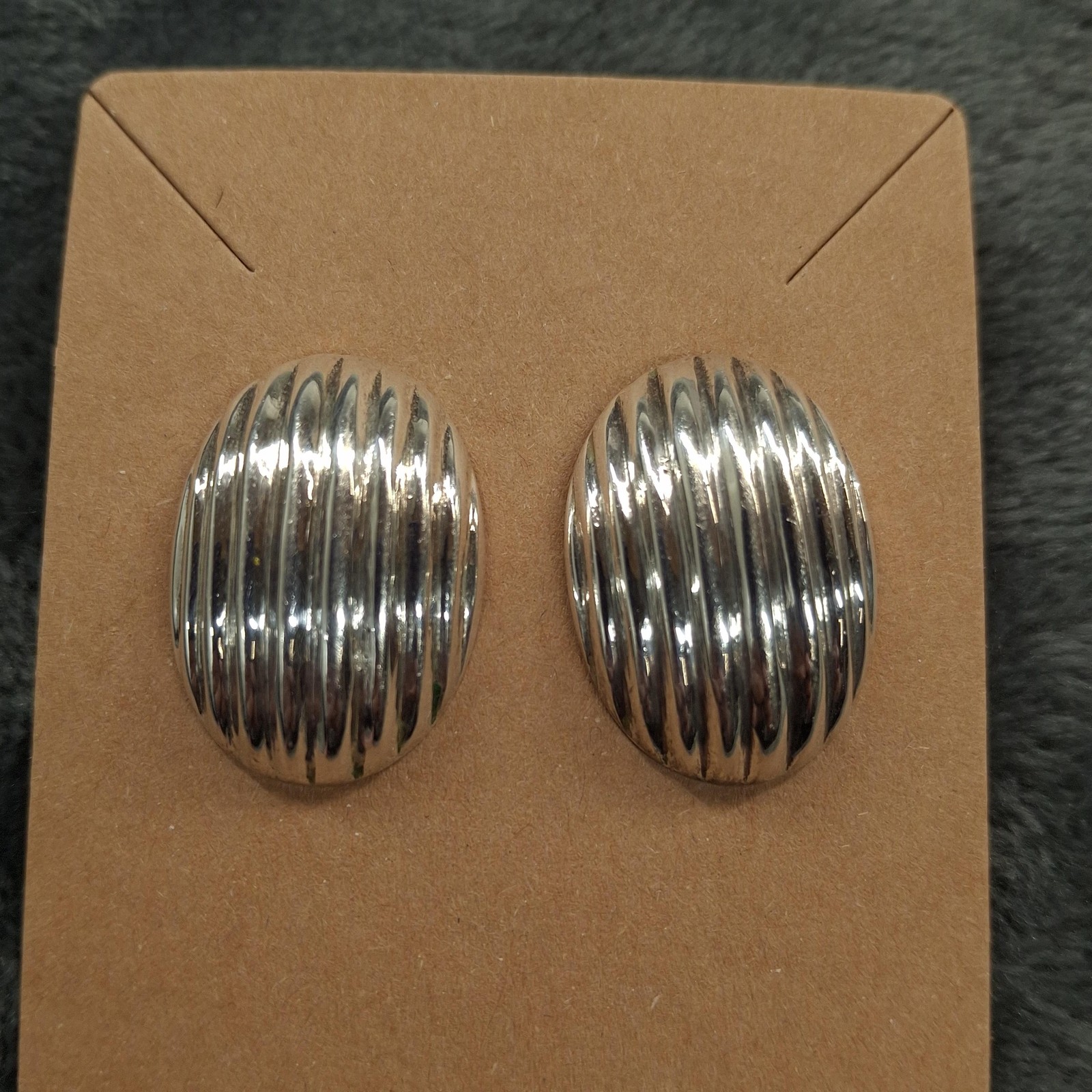 Sterling Silver Oval Stud Earrings Womens 1 Inch Ribbed Dome 7.71g of 925 Vtg