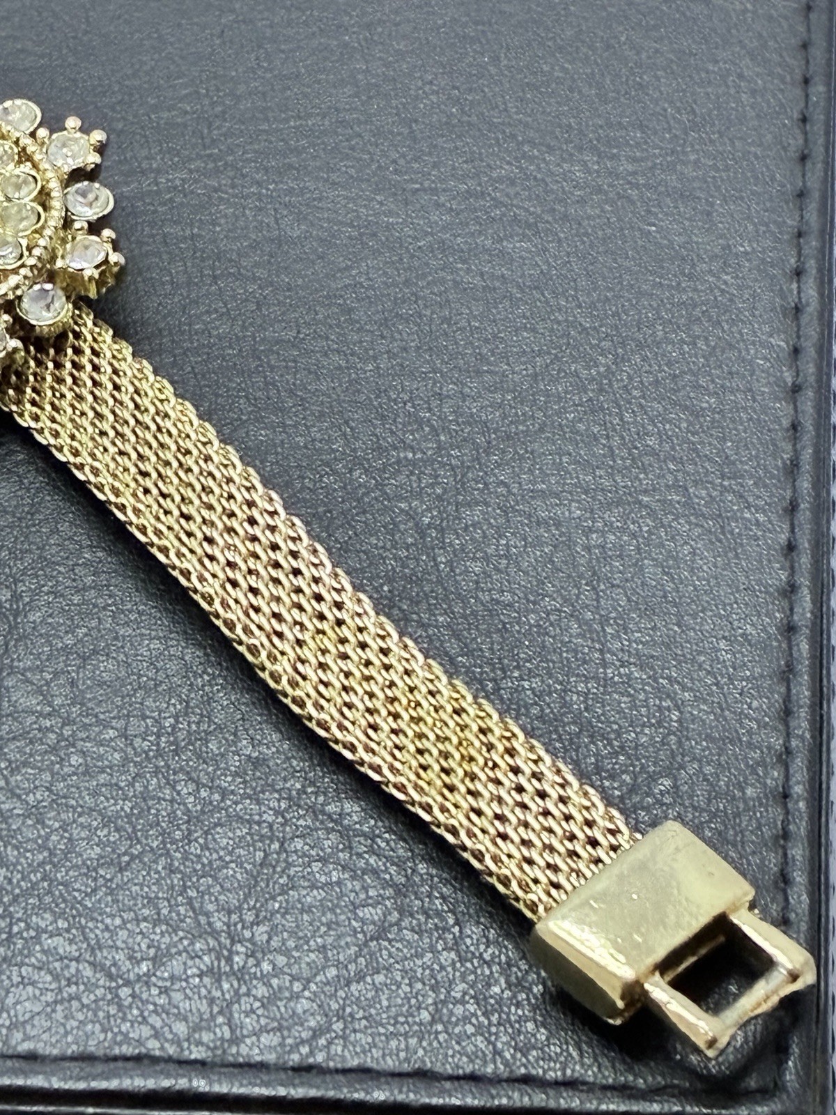 Vintage Signed Florenza Gold Mesh 7″ Fold-Over Clasp Bracelet Rhinestone As-Is R