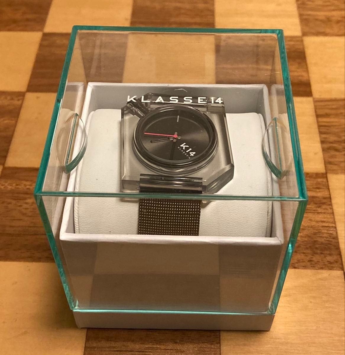 KLASSE14 K14 Gunmetal Mesh Bracelet 40mm Watch 5ATM Includes Case From Japan