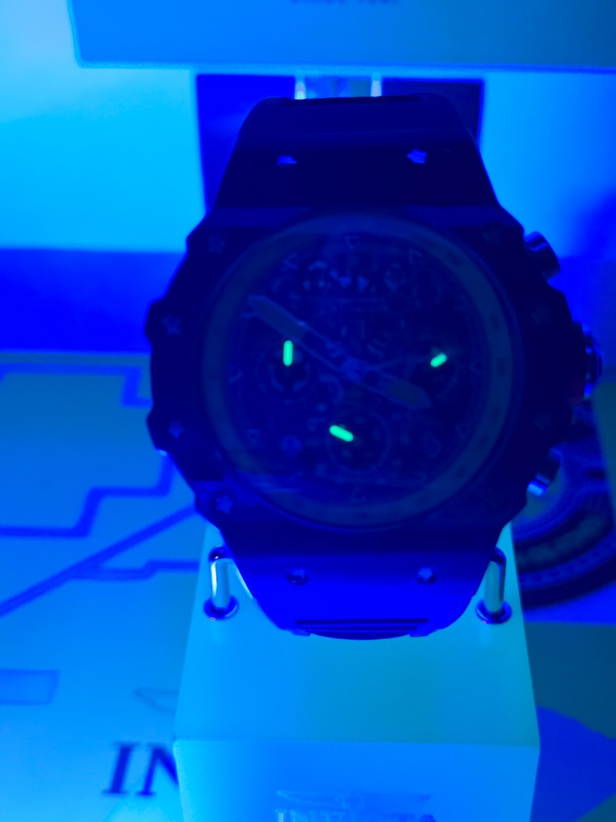Invicta Racing Valyron Dark Blue/Yellow/Red 43.5mm Men’s Watch w/ Black Dial NEW