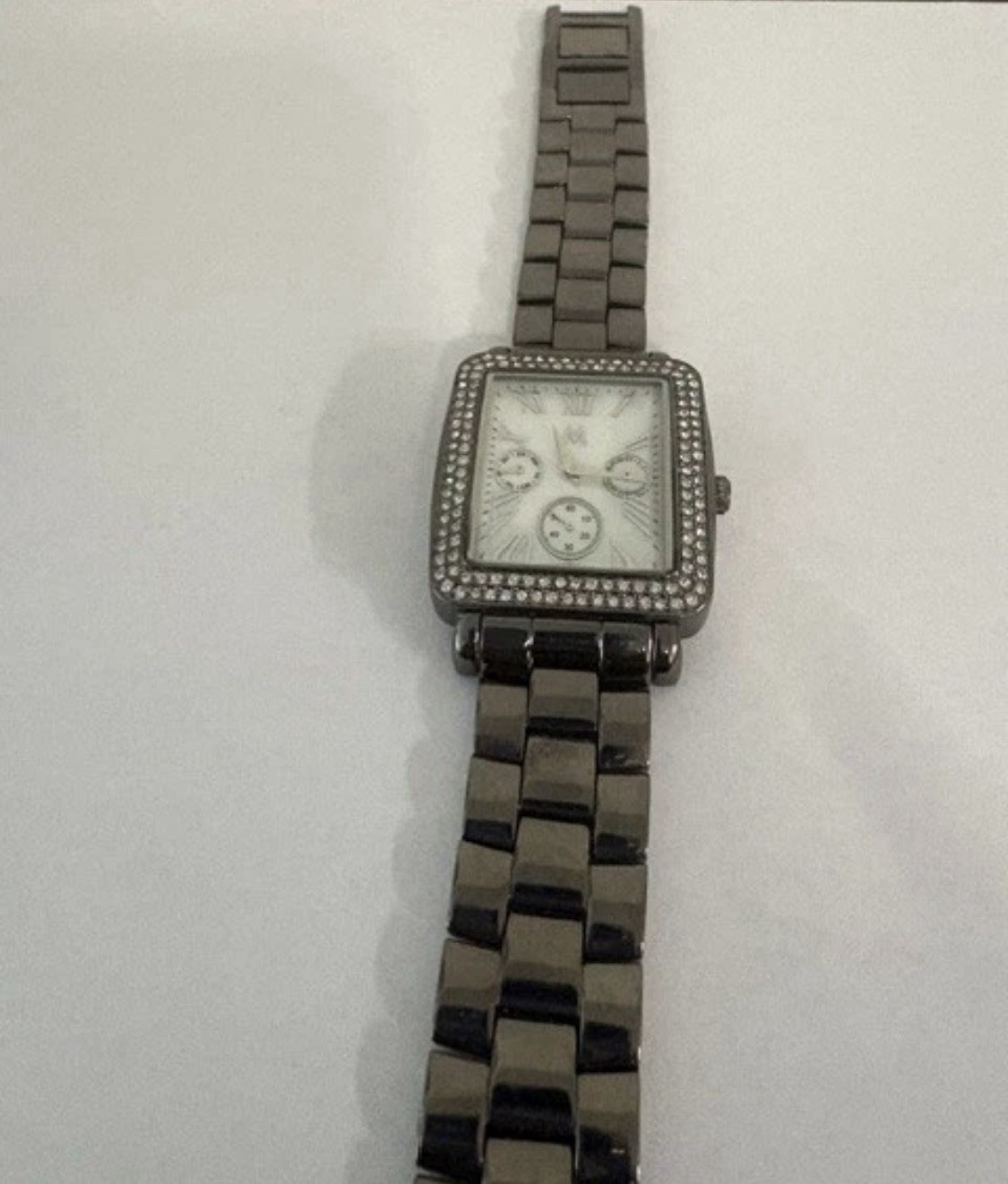 Melania Trump Women’s Crystal Bezel Wristwatch Black Gray Box & Card