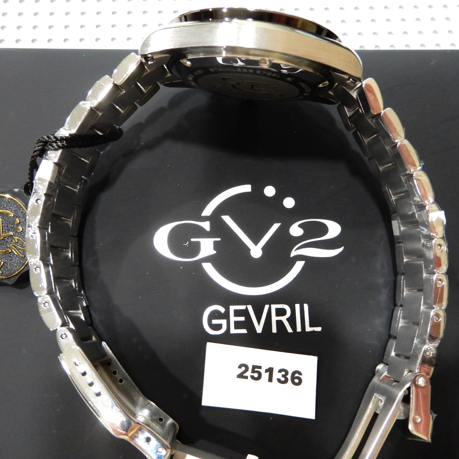 New In Box! WILL NOT LAST! GV2 Men’s FRECCIA CHRONOGRAPH-Swiss Quartz-Black Dial