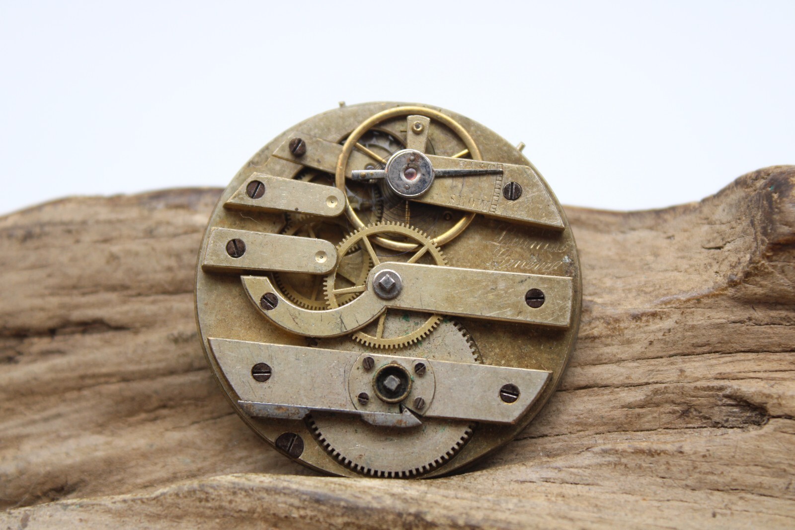 SWISS LEUMAS GENEVA 36763 KEY-WIND POCKET WATCH MOVEMENT 35.6mm (RD2)