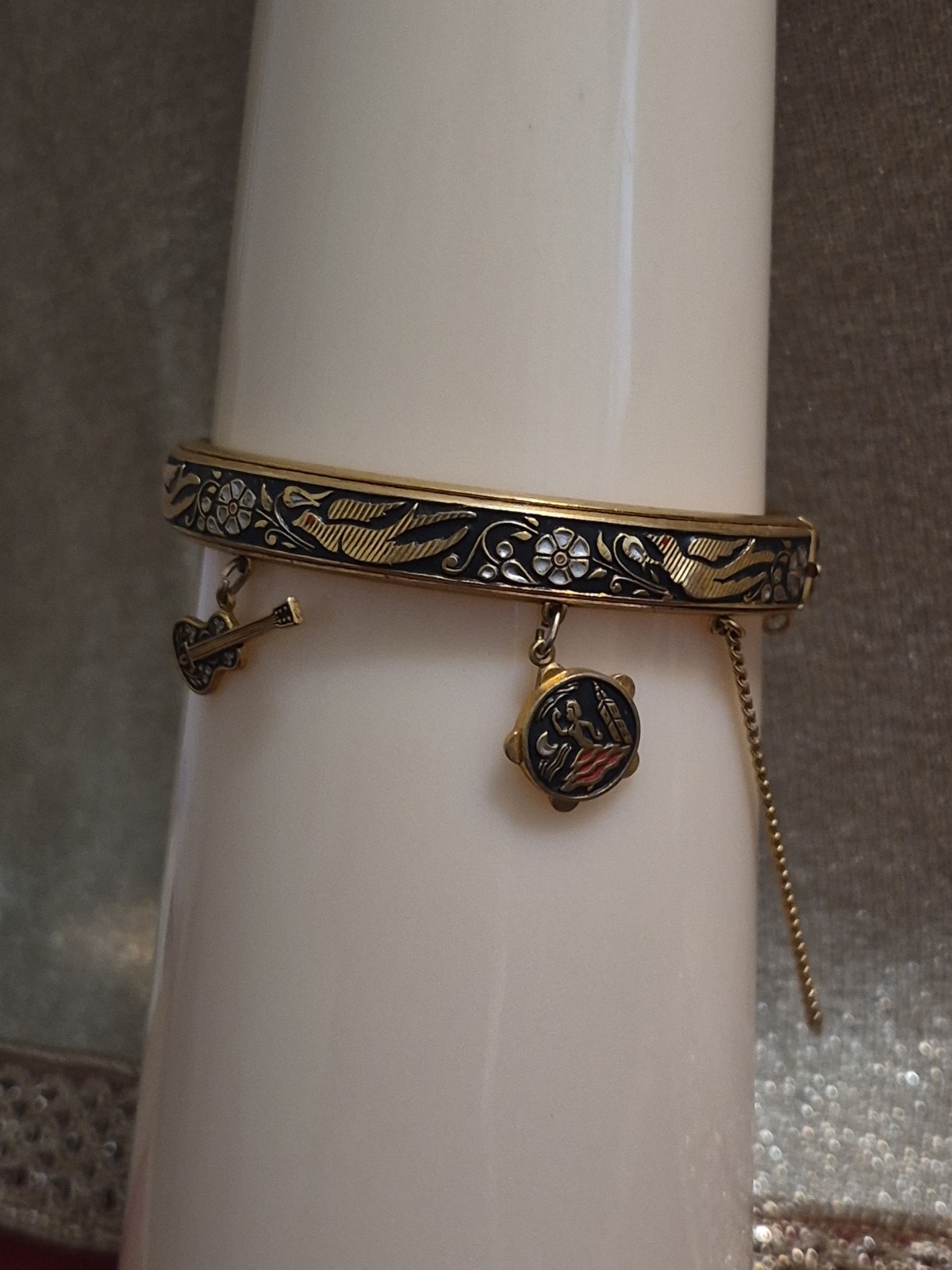 Toledo Damascene Hinged Bangle Bracelet Spanish Charm Flamenco Guitar