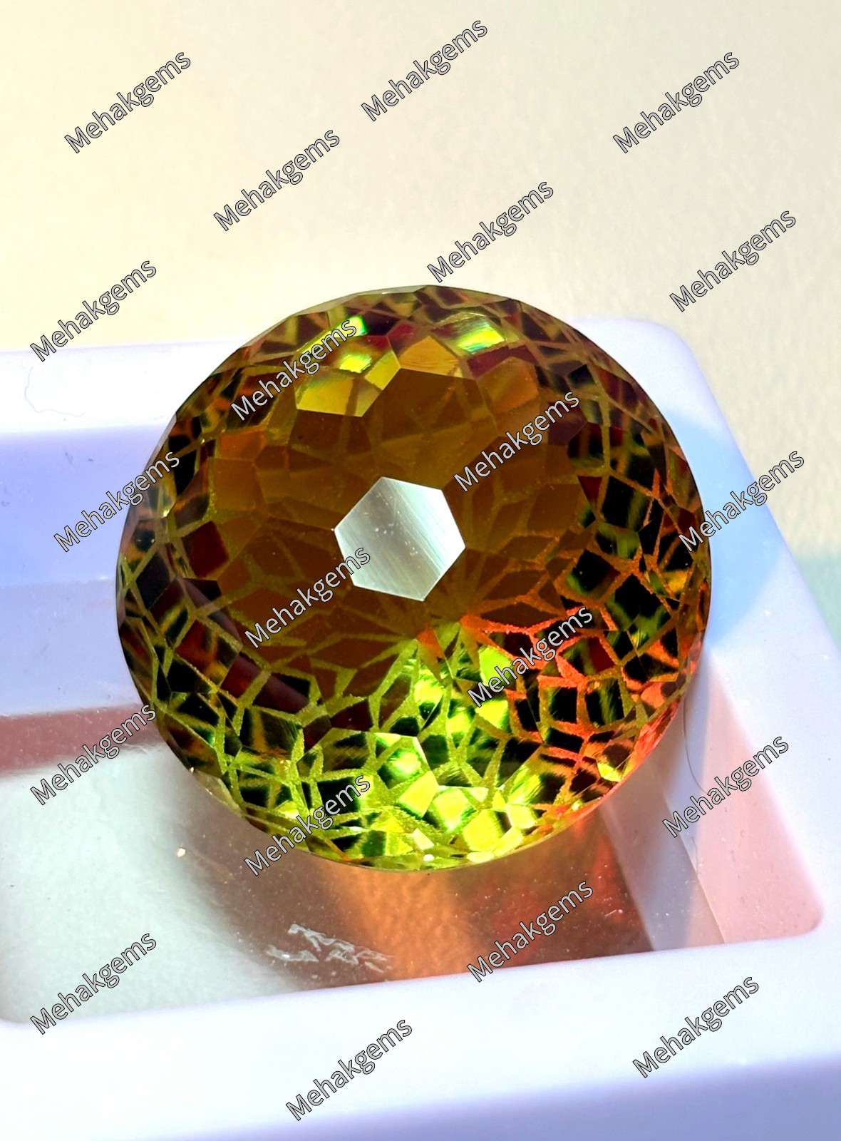 89.Ct Zultanite Gemstone Honeycomb Cut Green to Pink Color Shift Jewelry Supply