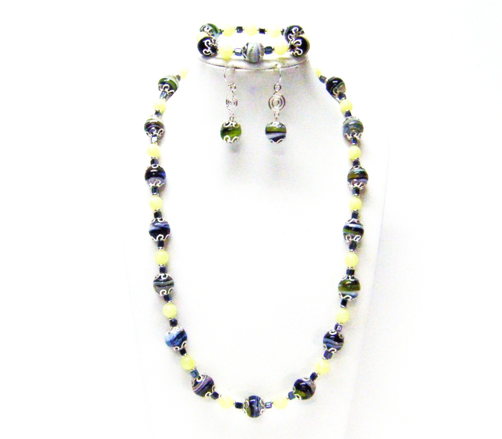 Green/Black/White Swirl Glass Bead w/Silver Findings Necklace Bracelet/Earrings