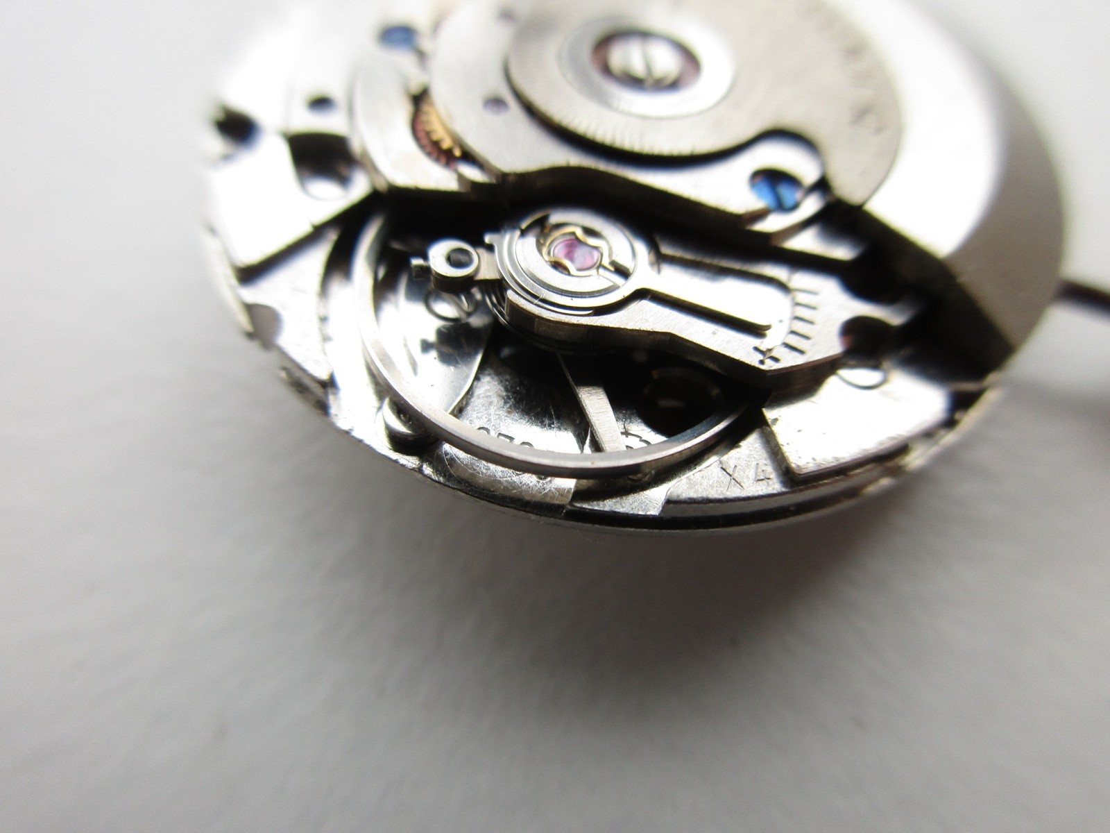 ETA cal. 2783 Swiss made automatic 25 jewels watch movement – white date at 3