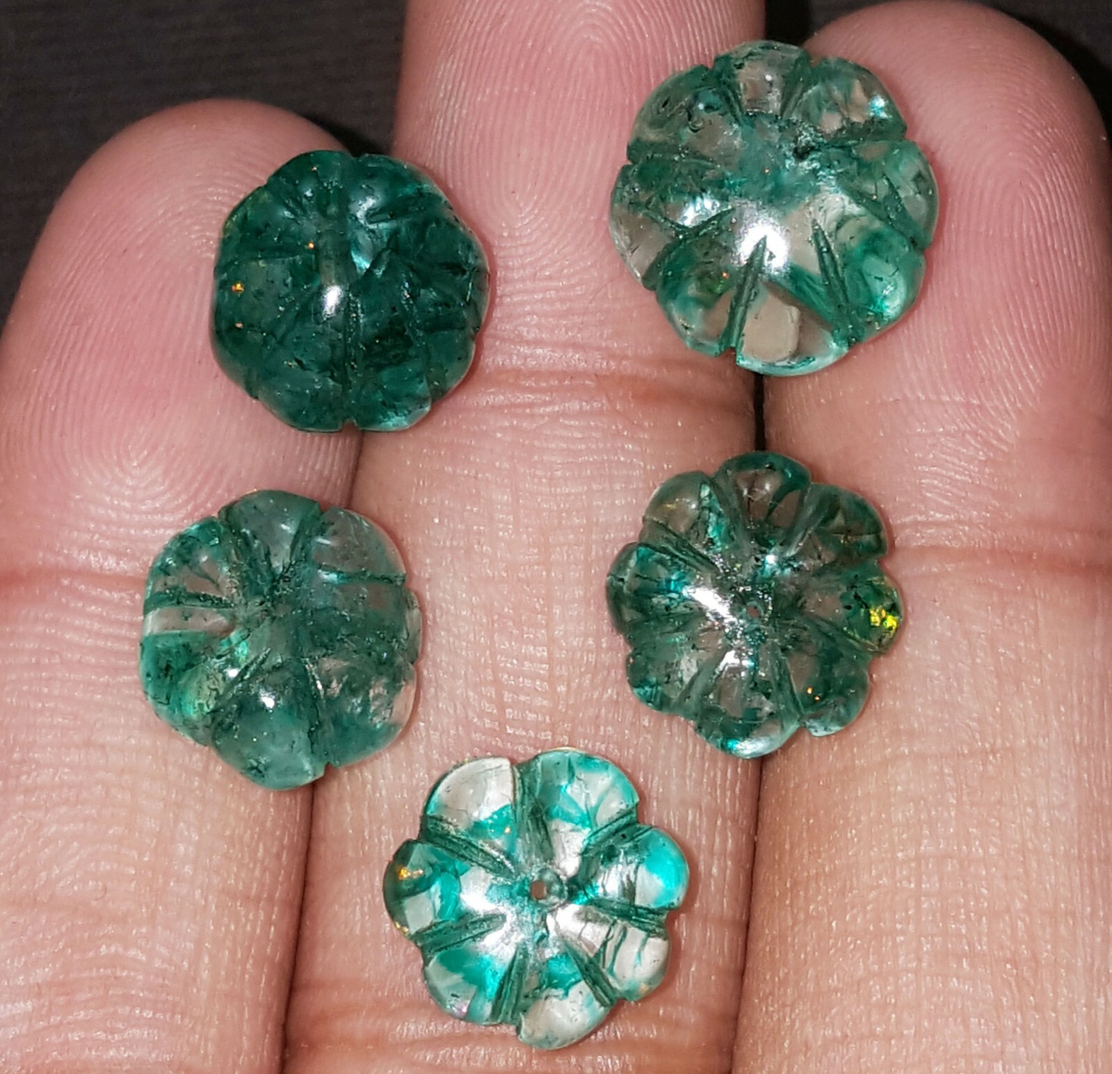 Natural Carving Emerald 40.55 Ct/ 5 Pcs Lot Loose Gemstones With Free Gift