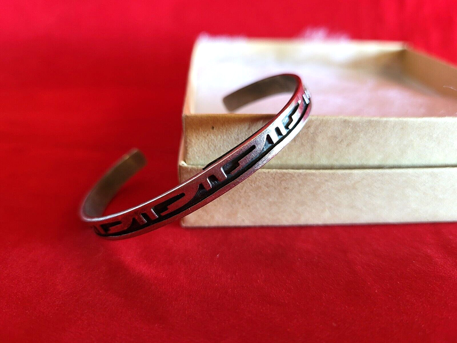Native American-SHERON CISCO- Navajo -Sterling Silver Abstract Engraved Cuff
