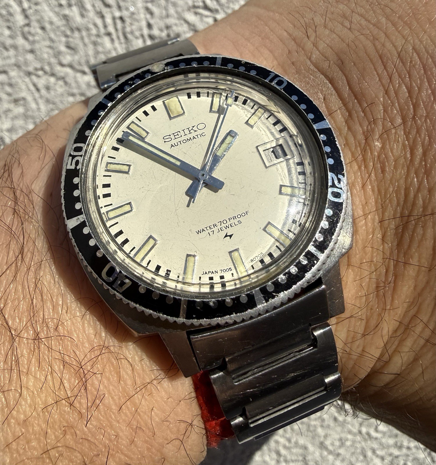 1973 Seiko 7005-8052 “Poor Man’s Diver” Automatic Vintage Diver Watch White