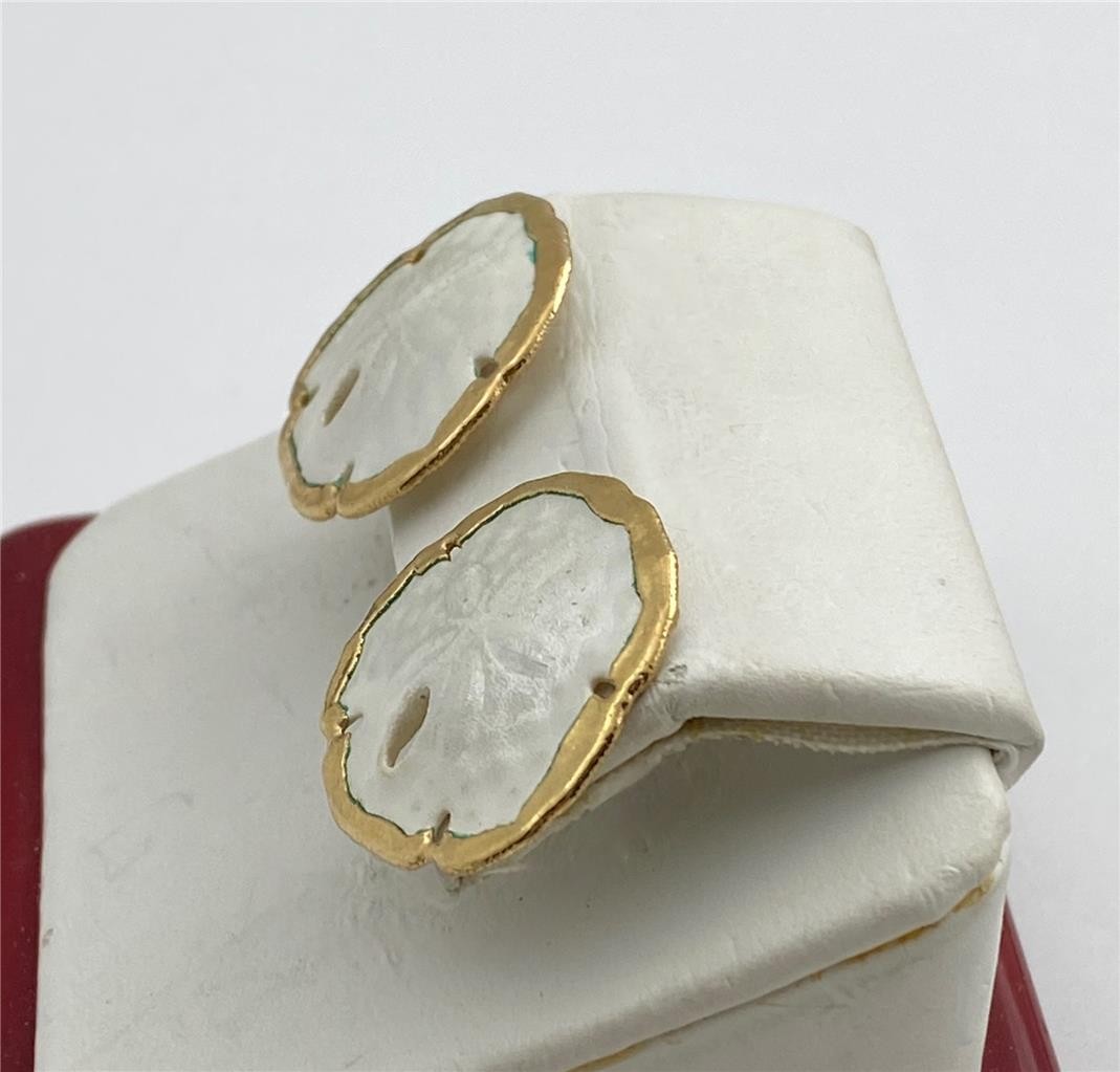 1970’s Vintage Gold Dipped Sand Dollar Post Earrings