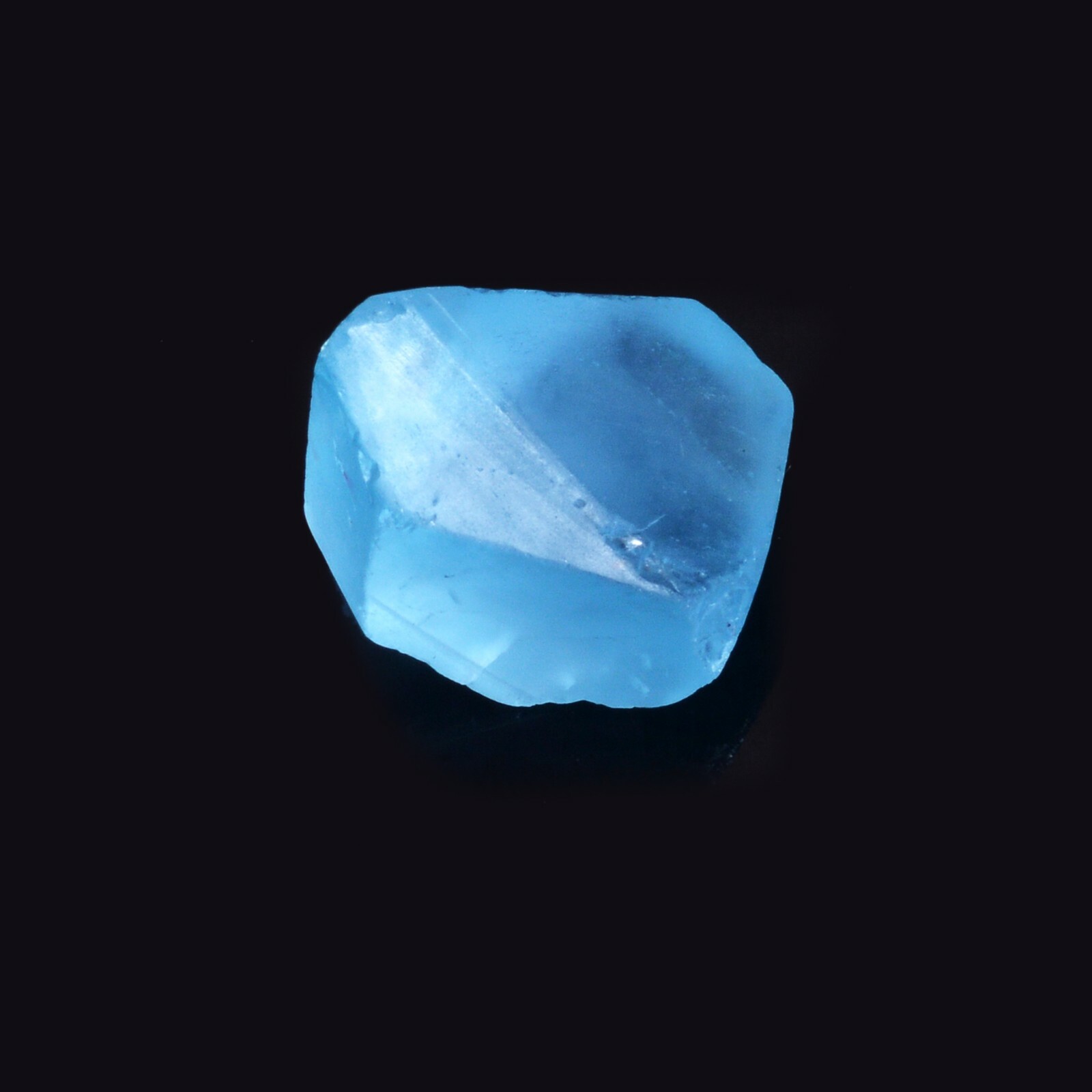 42.10 Ct 100% Natural Blue Topaz Facet Rough 17 x 21 x 13 MM Excellent Gemstone