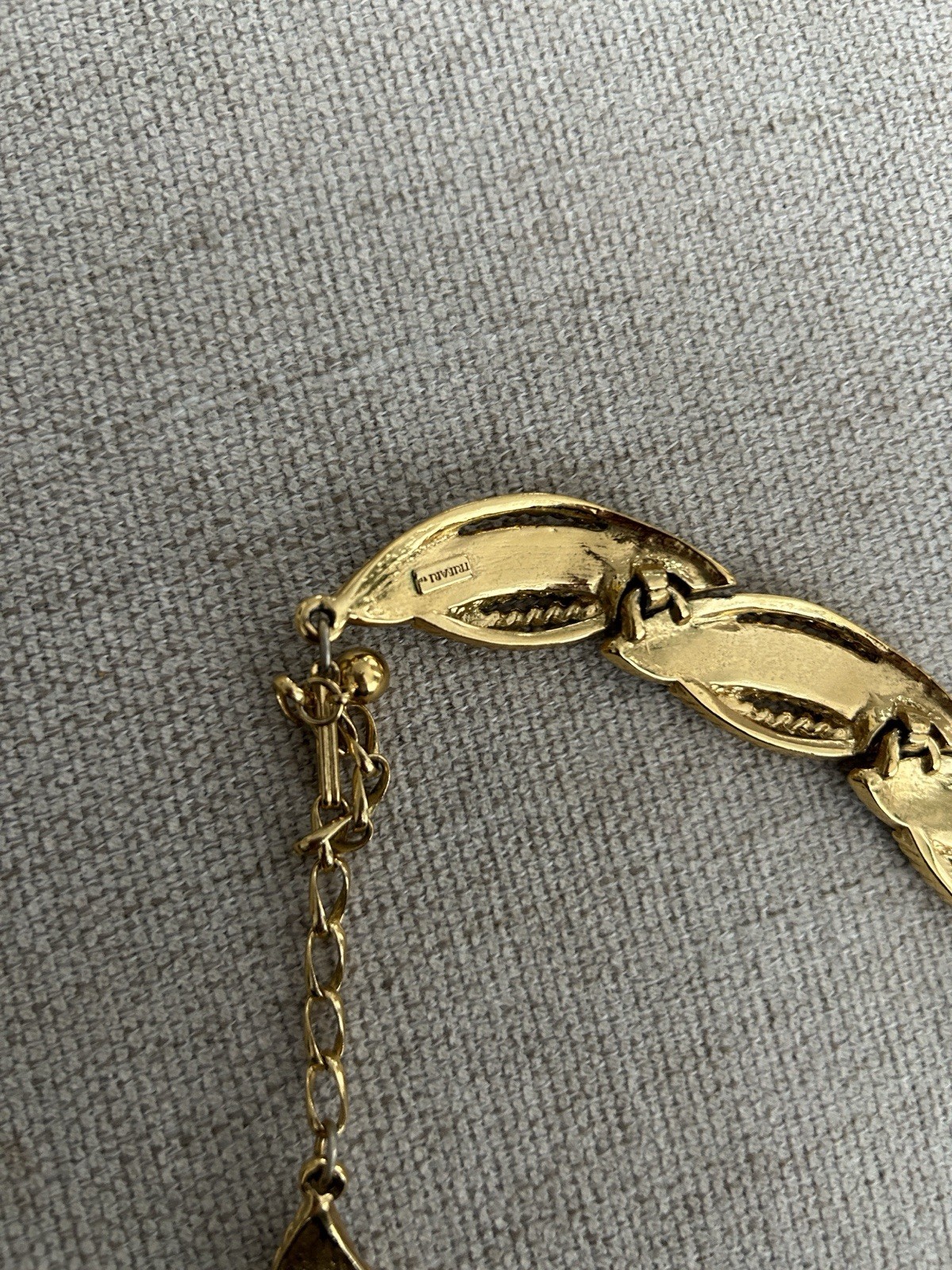 Vintage Trifari Purple Enamel Gold Tone Necklace Elegant Looped Collar