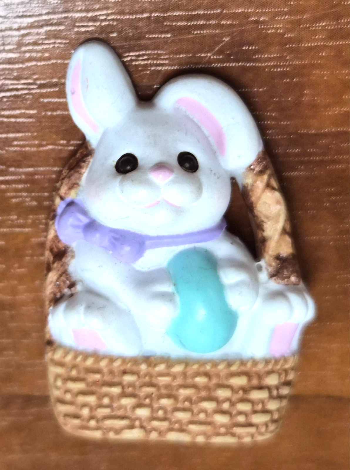 Vintage 90’s Hallmark Cards Spring Easter Bunny Rabbit In A Basket Pin / Brooch