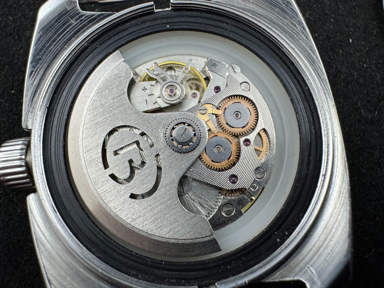 Amphibian Vostok 2416 Diver 200m 20Atm Automatic Mechanical served