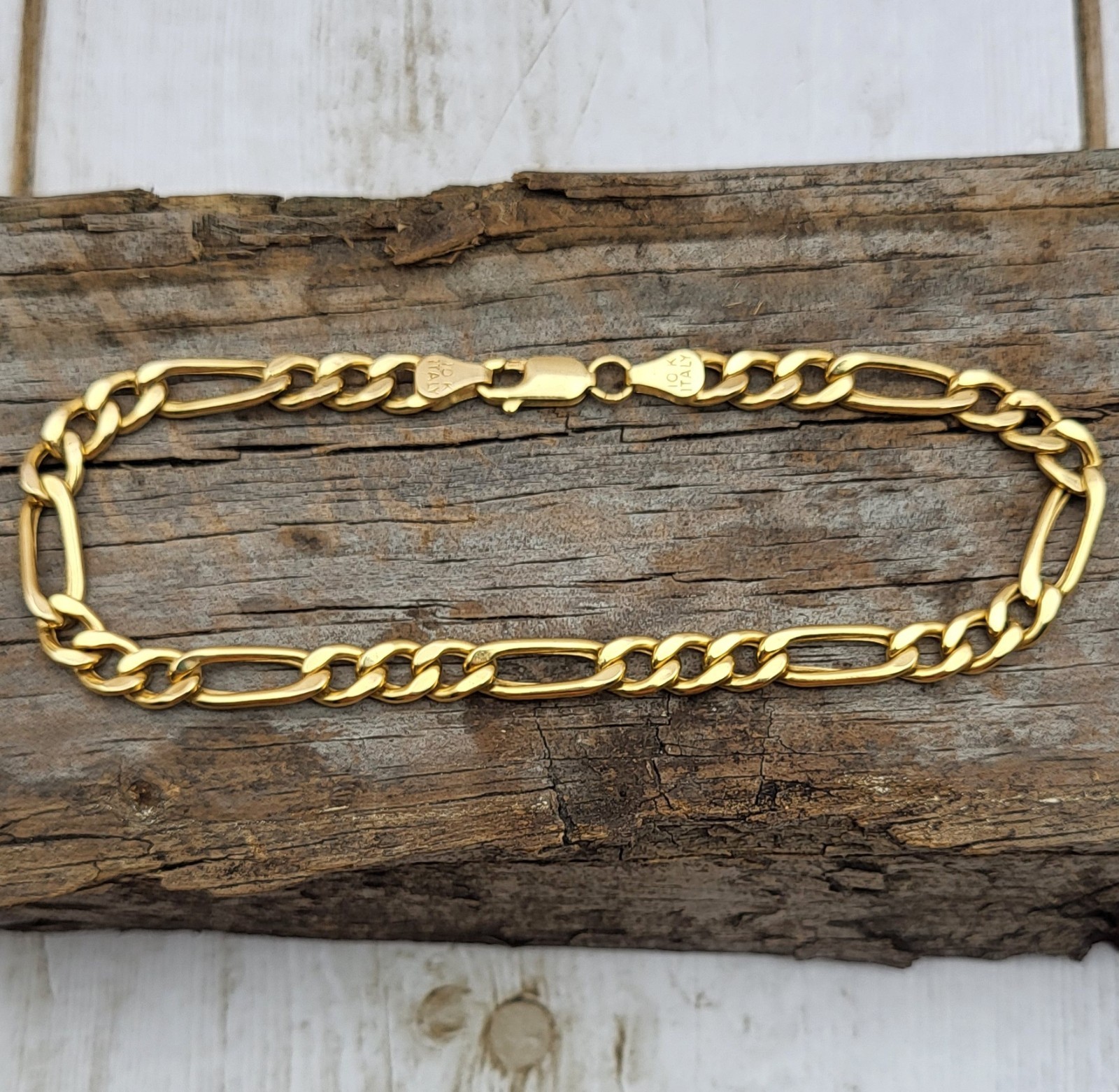Mans 10K Yellow Gold Italy 9″ Long Figaro Bracelet or Ladies Anklet