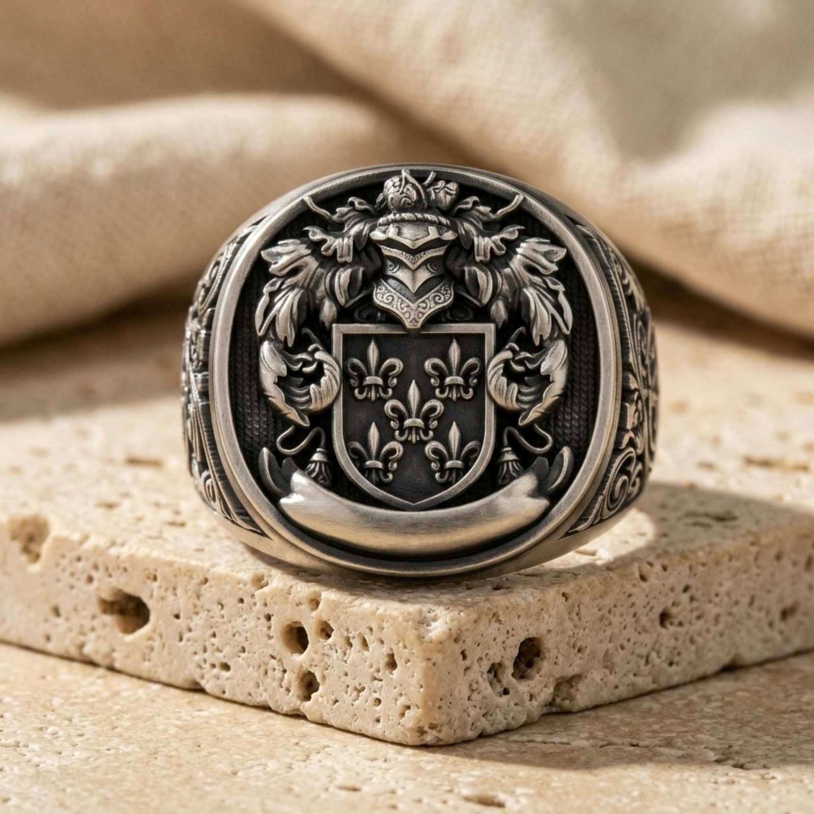 Coat Of Arms Ring Artemis Silver 925 Sterling Oxidized Fleur De Lis