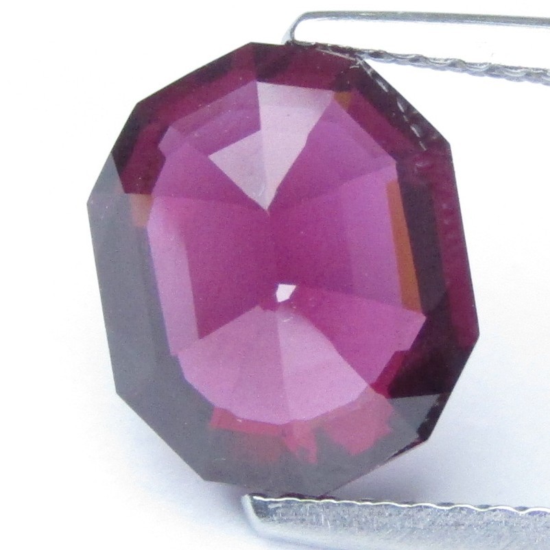 3.56Cts Ravishing Natural Pink Rhodolite Garnet 10.2×8.1mm Fancy Cut Gemstone