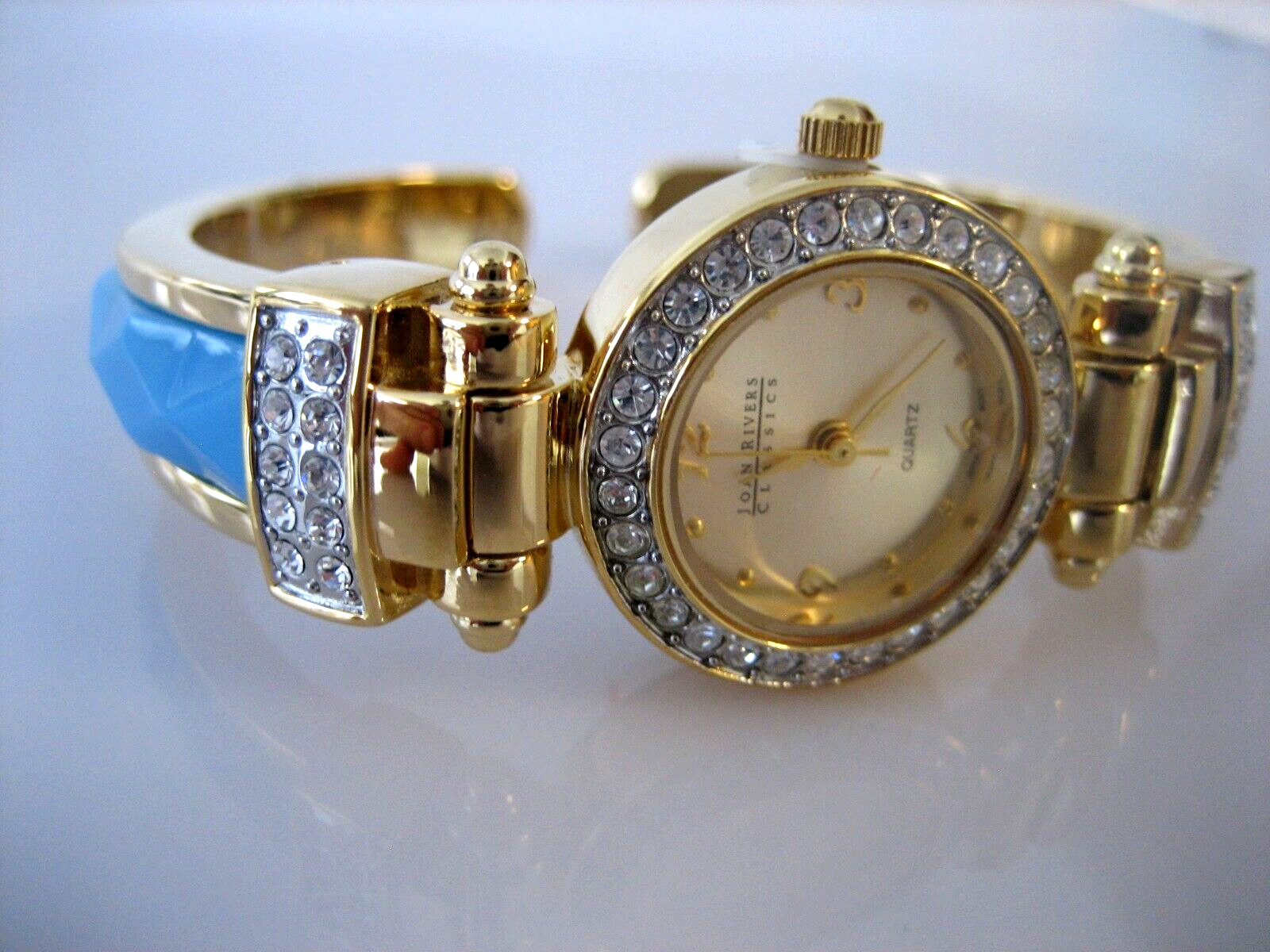 JOAN RIVERS V377 RHINESTONE BLUE CLAMPER BANGLE WRISTWATCH
