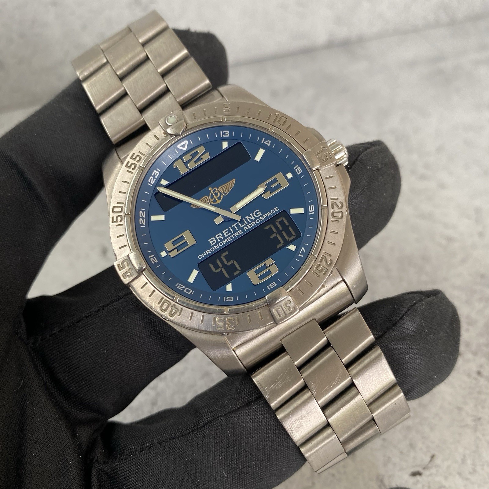 2007 Breitling Aerospace Advantage Titanium Quartz E79362 Watch – Full Set