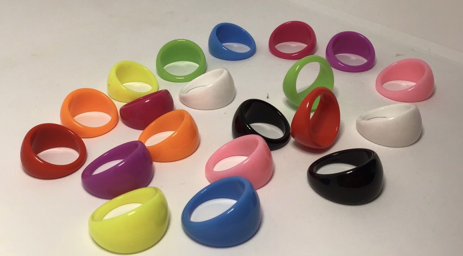 Chunky Resin Plastic Lucite Ring FREE SHIPPING Retro Ring Mod Ring USA Seller