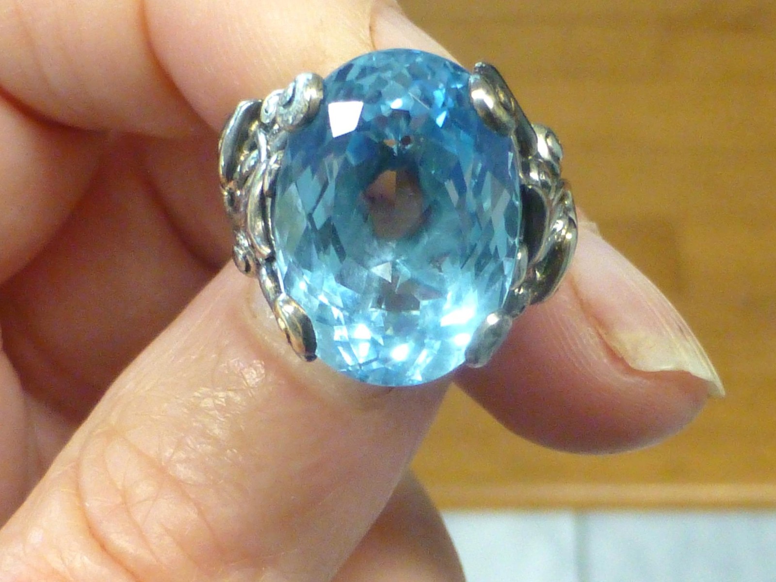 Barbara Bixby Sterling Silver & 18k Gold BLUE Topaz VINE Leaf Ring Size 6