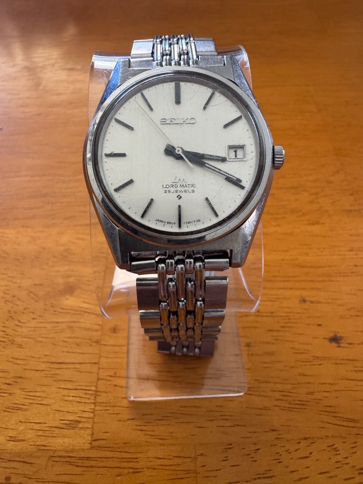 VINTAGE SEIKO LORD MATIC 5605-7020 – CREAM BRUSHED DIAL – BEADS OF RICE BAND